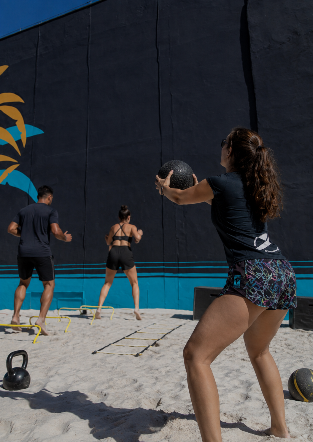 Treino Funcional na areia da Riplay