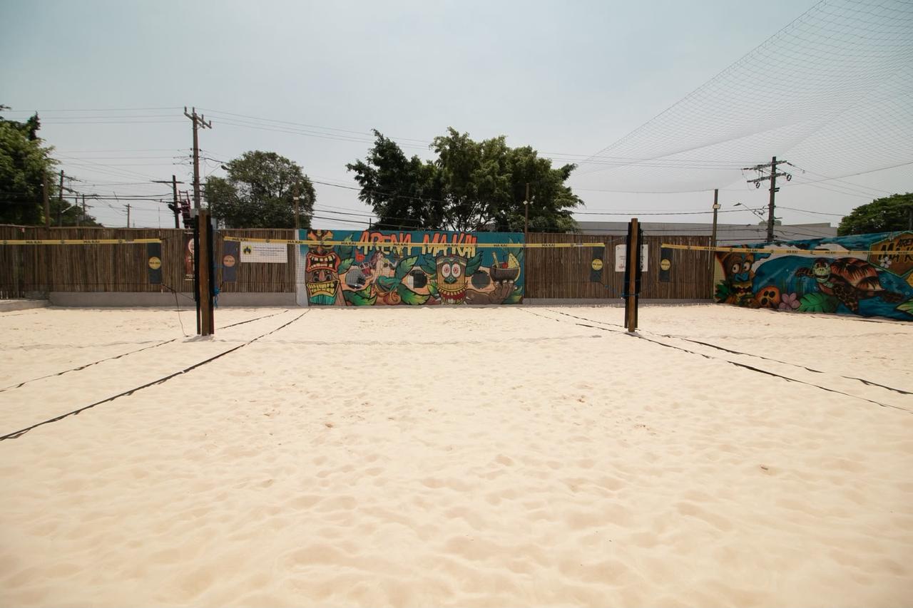 Quadras de areia da Riplay Ma Kai